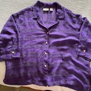 Chico’s purple women’s shirt 3/4 sleeve Size 3